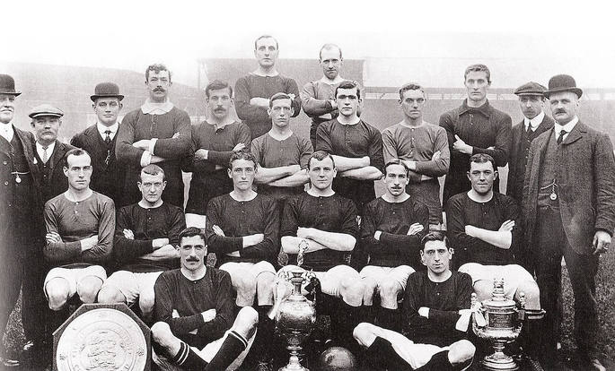 Manchester United, 1908/09 with Trophies